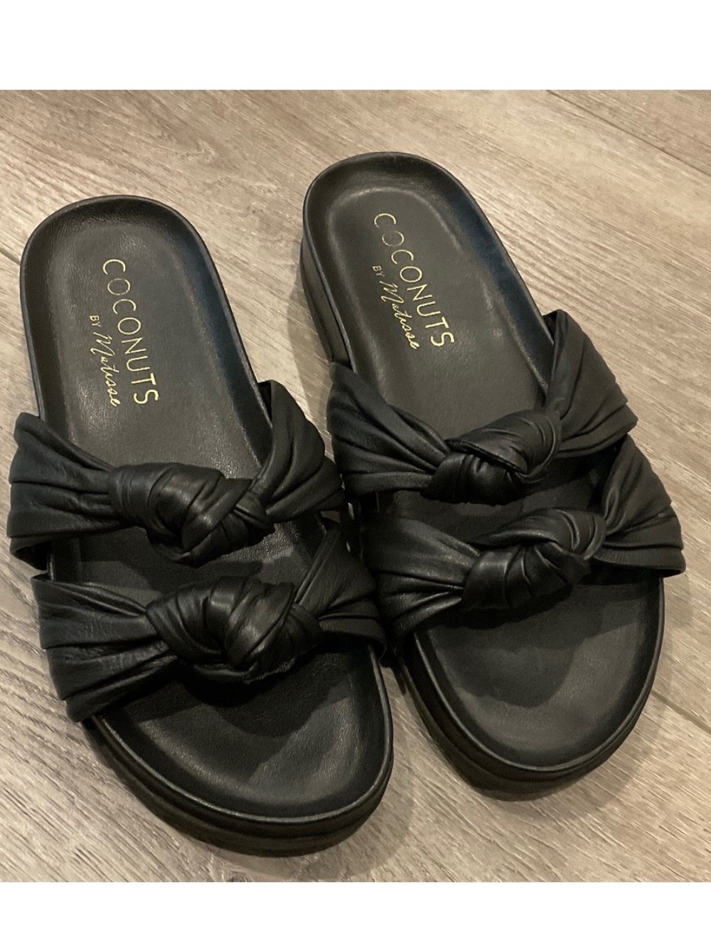 COCONUTS by MATISSE Park Ave Knotted Sandal Black Size 8 EUC